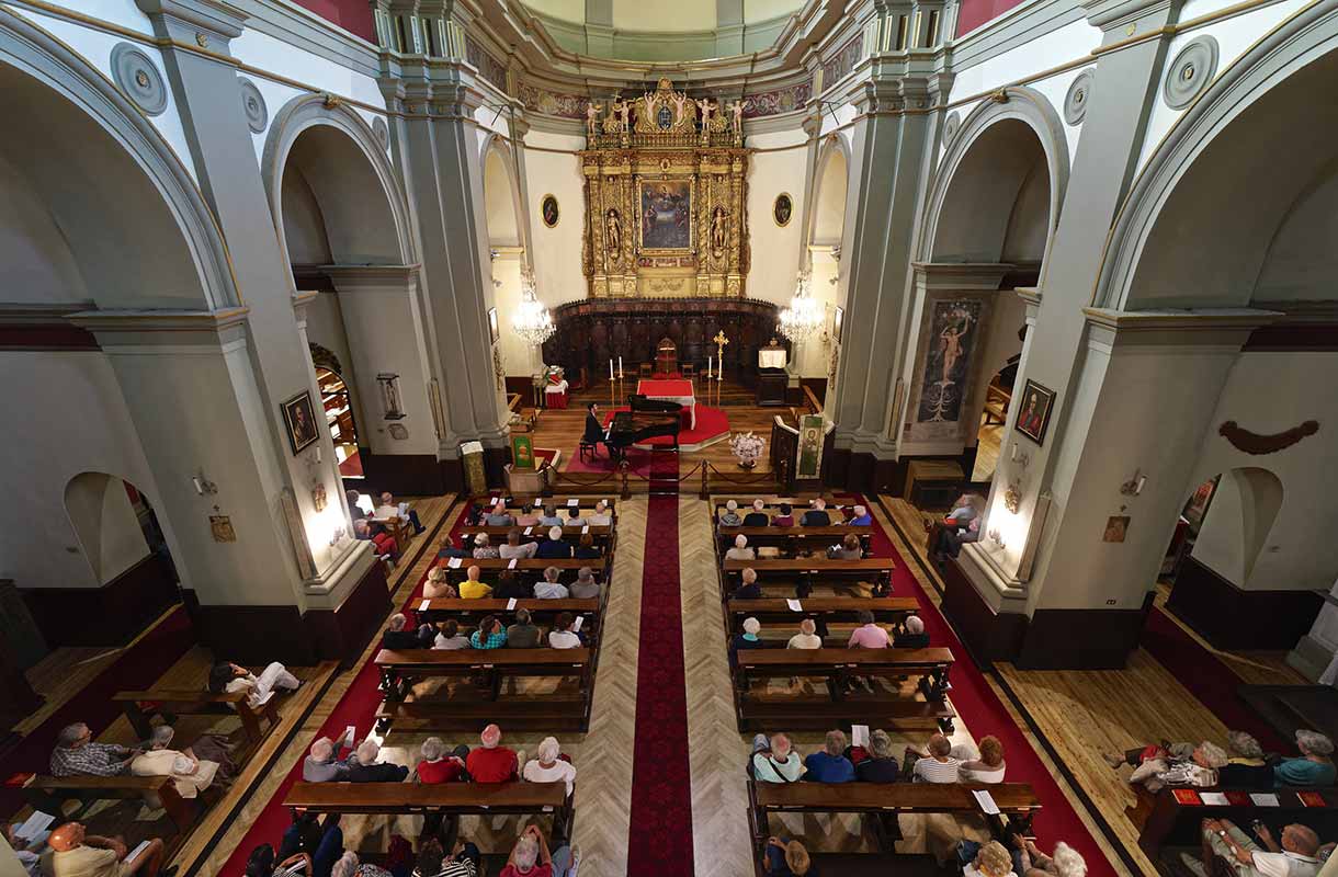 Musica d'Estate concerto Chiesa di S. Ippolito di Bardonecchia ph Vergnano