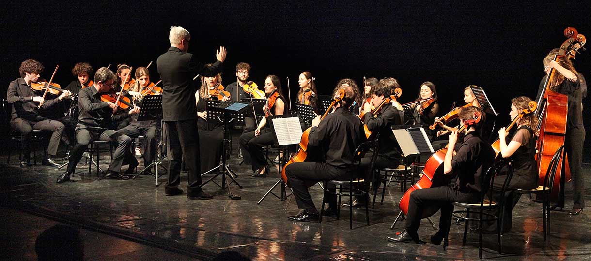 Orchestra da Camera Accademia al Teatro Vittoria diretta da Alessandro Milani - ph Remo Caffaro